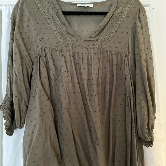 Grace and Lace vintage tops - Picture 5 of 7